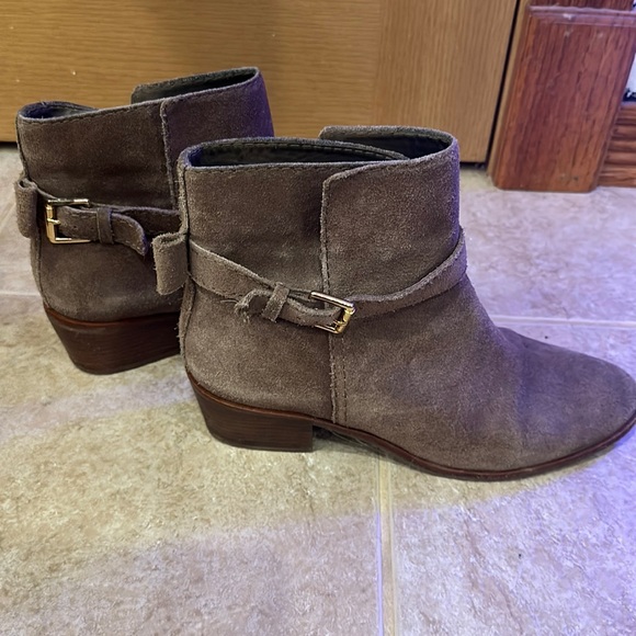 Kate spade boots! - Picture 1 of 4